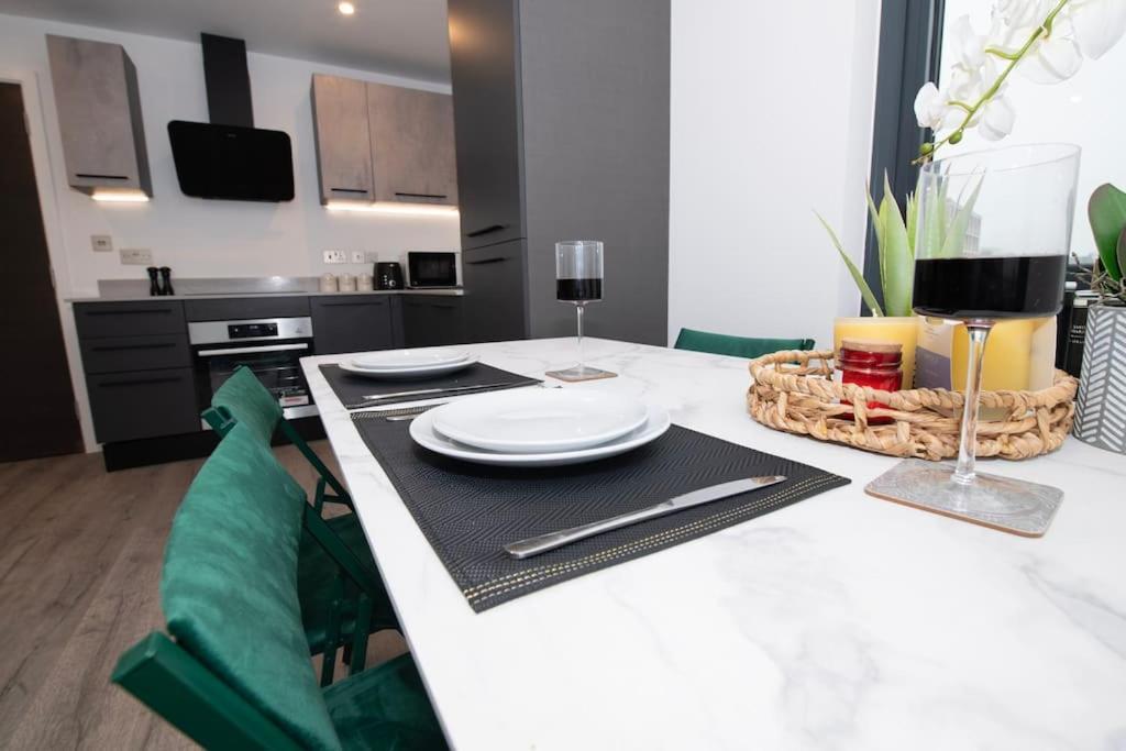 Deluxe 2 Bed York Flat With Gym Sleeps 6 Exterior foto